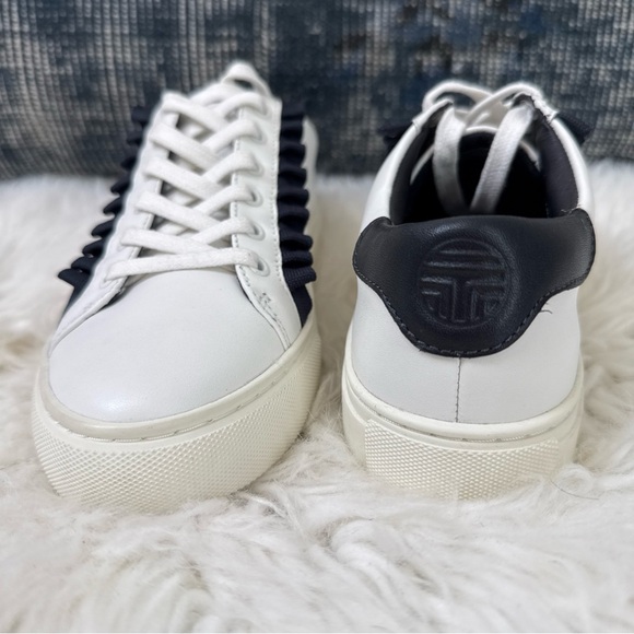 Tory Burch Ruffle Sneaker NEW! 6.5 Leather - Picture 3 of 7